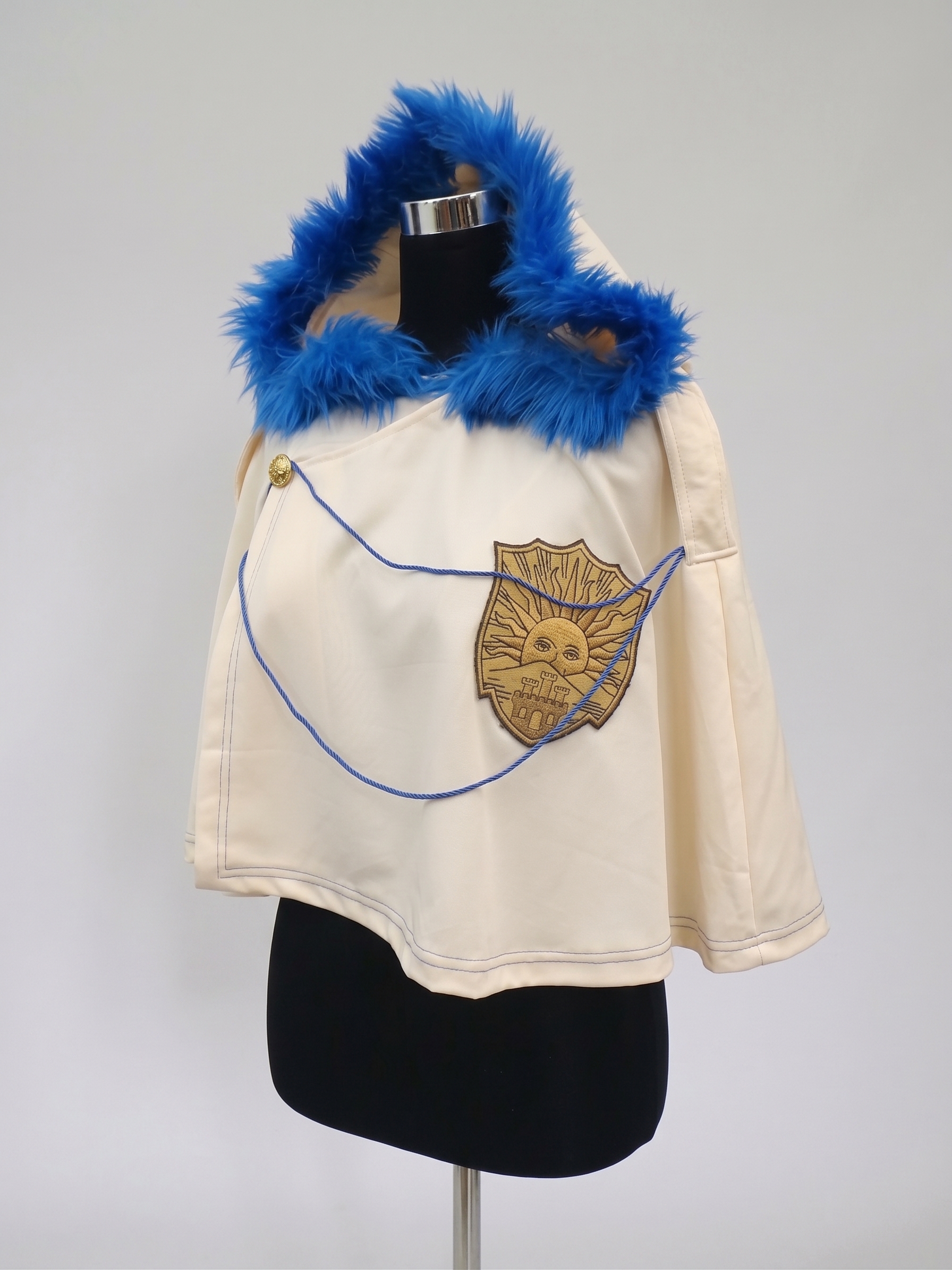 Golden Dawn Black Clover Robe Costume — QUEVOUX cosplay